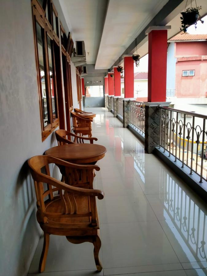 Hotel Asri Baru Purwokerto Exterior photo