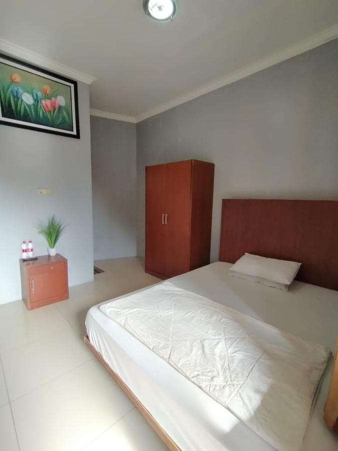 Hotel Asri Baru Purwokerto Exterior photo