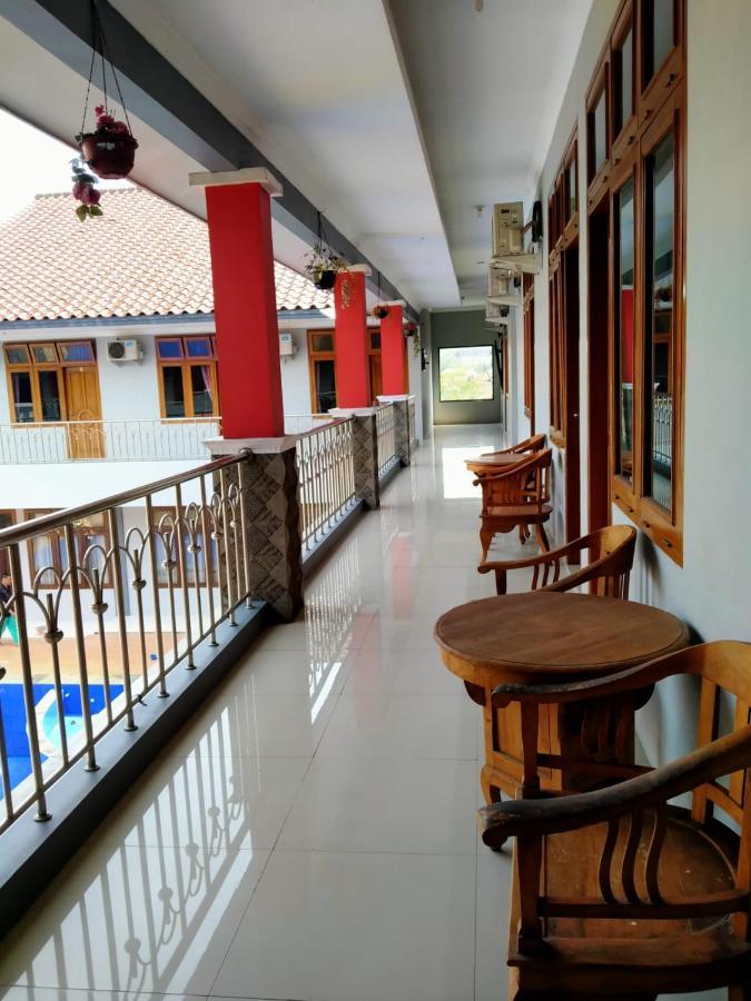 Hotel Asri Baru Purwokerto Exterior photo