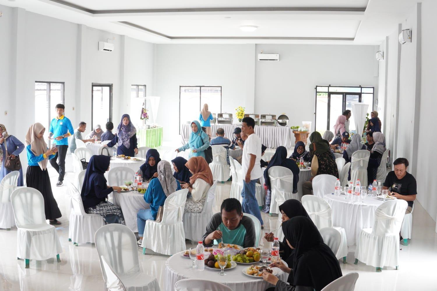 Hotel Asri Baru Purwokerto Exterior photo